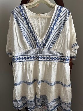 En Creme White Mini Dress with Blue Embroidery